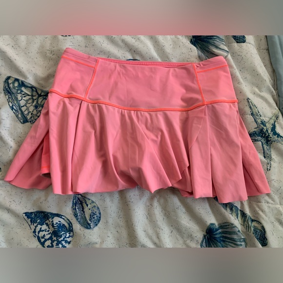 lululemon athletica Pants - lululemon athletica Pink Skirt size 8